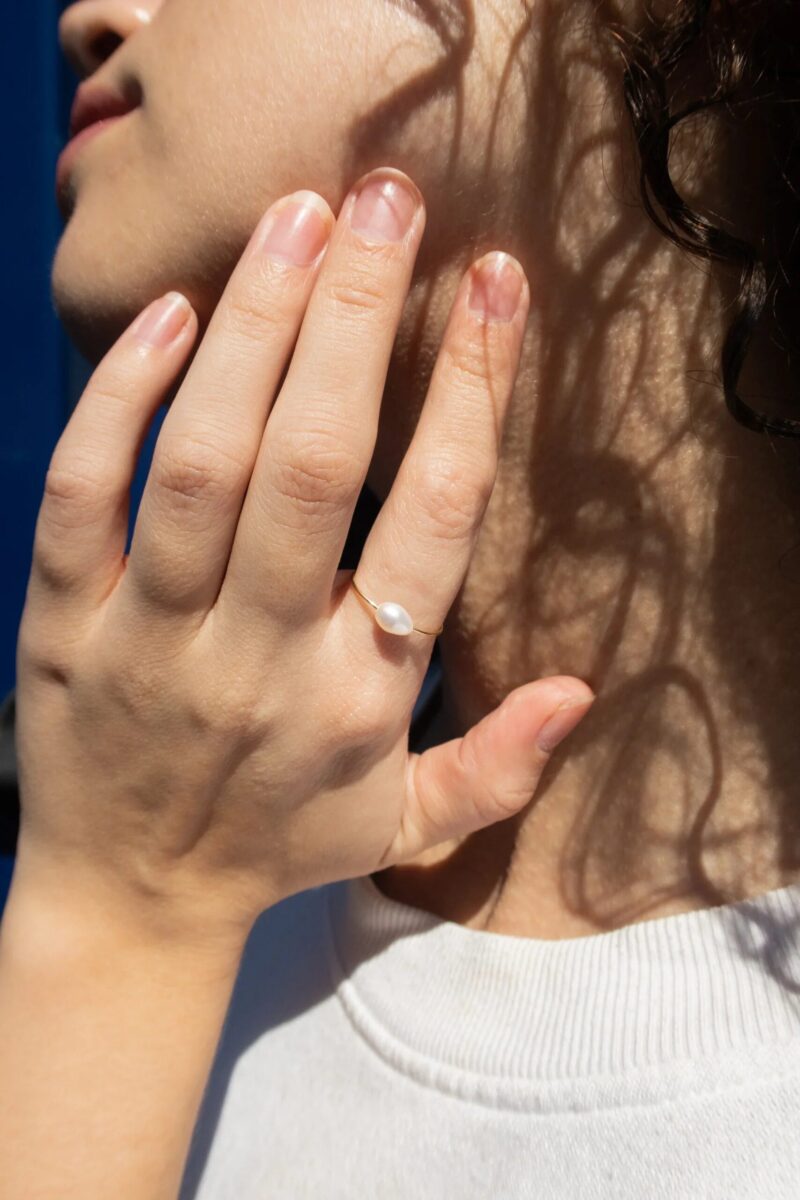 Eden — Freshwater Pearl Skinny Gold Ring - Image 3