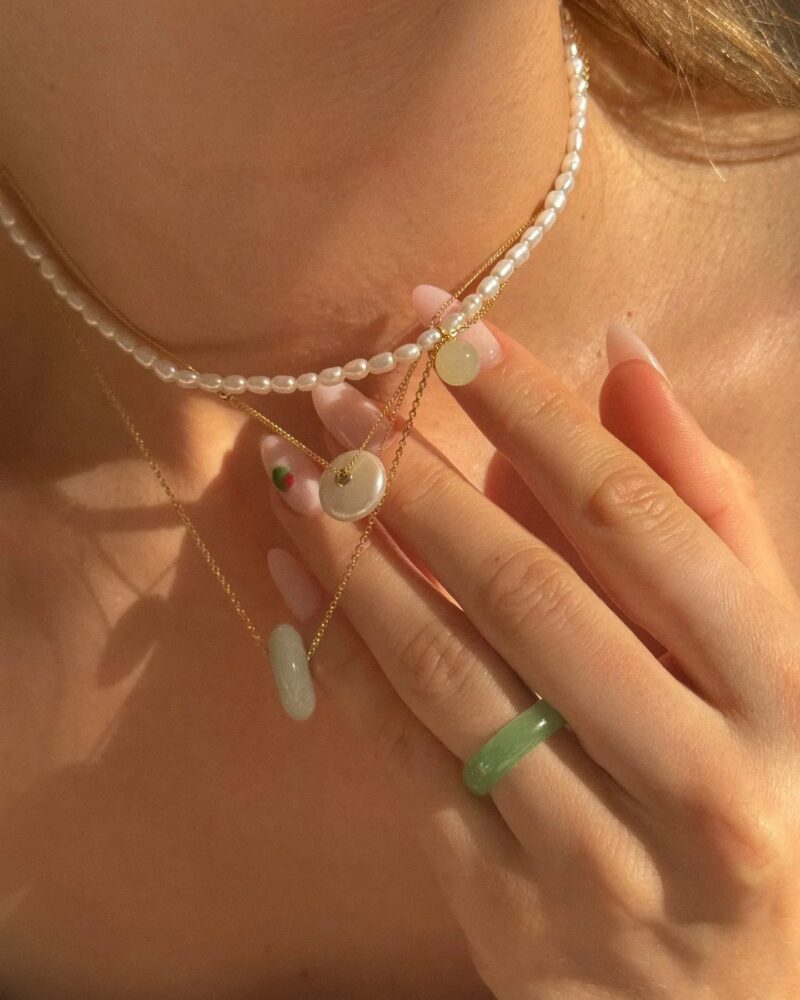 Mabel — Pendant Pearl Necklace - Image 2